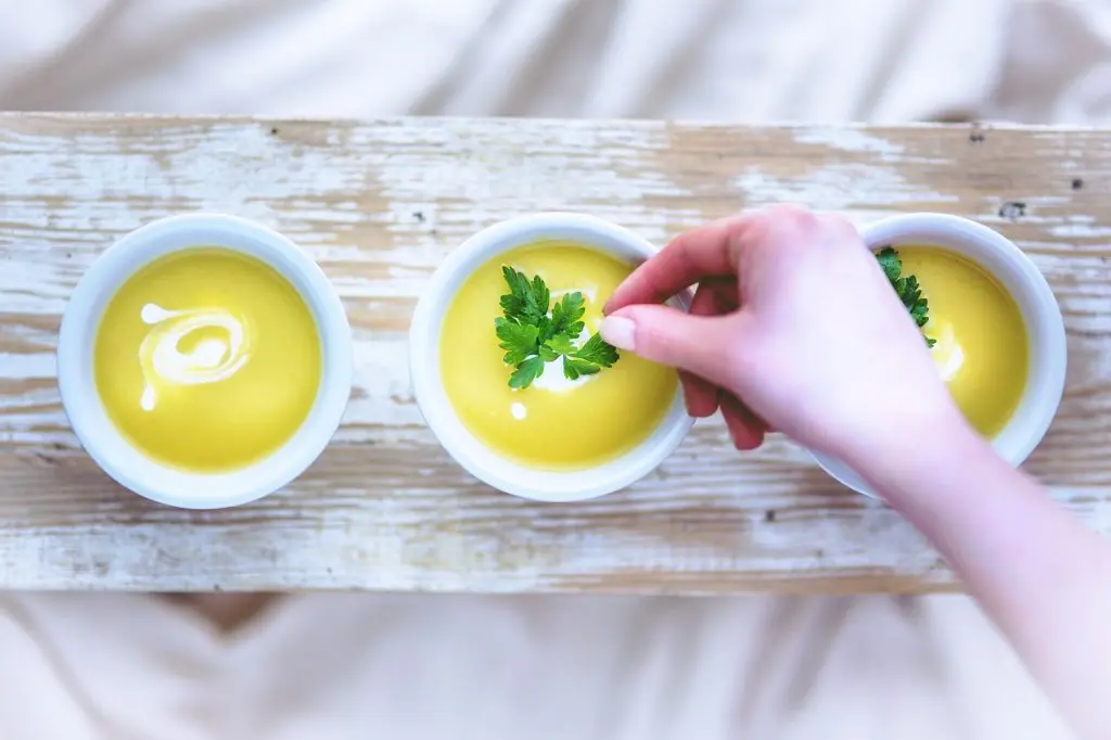 sopa de alho-poró